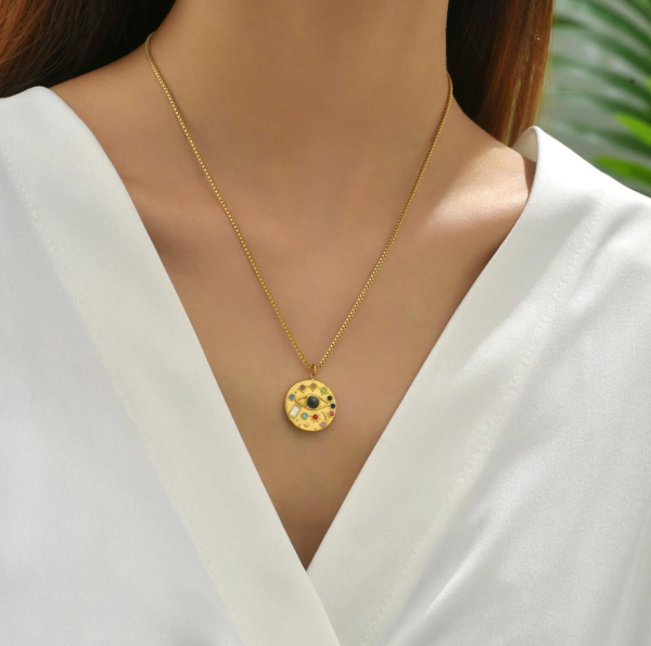 Eyes on You Pendant - Image 2
