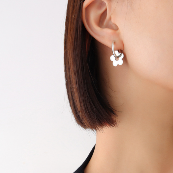Hanging Flowers Earrings - Image 2