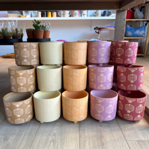 Mardo pots at Far and Wide in different colours