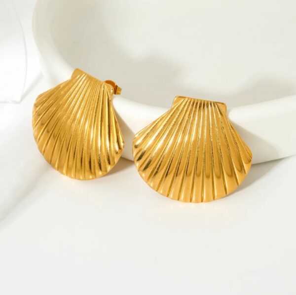 She Sells Seashells Statement Earrings - Image 3