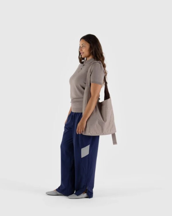 Baggu Large Nylon Sling Bag - Image 2