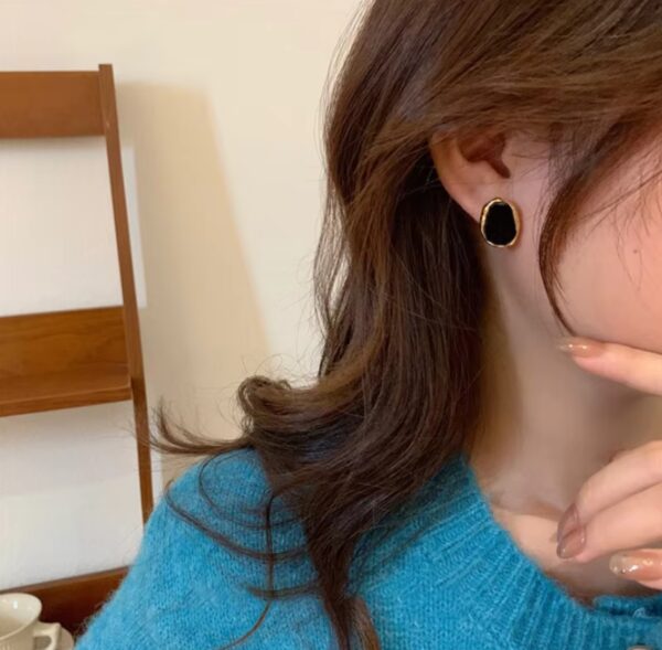 Carbon Oversized Studs - Image 2