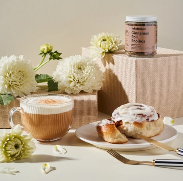 Lake and Oak Cinnamon Roll Rooibos - Image 3